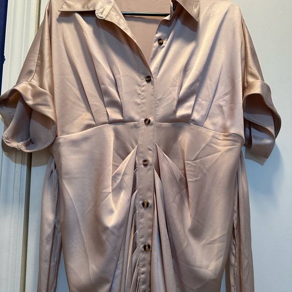 Really fun cream dress. - Picture 3 of 3